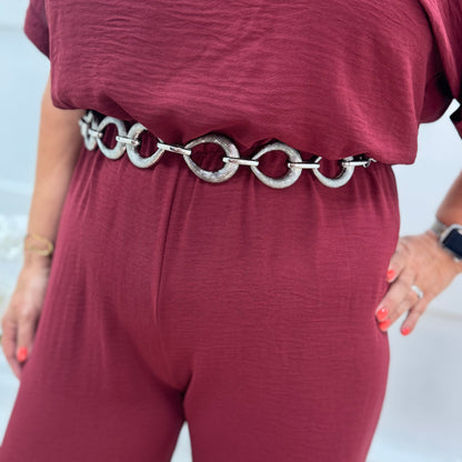 Fallon: Silver chain belt. One size: 8-18