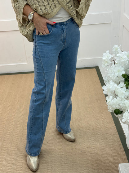 Miley: Denim high rise wide leg jeans. Sizes: 8-16