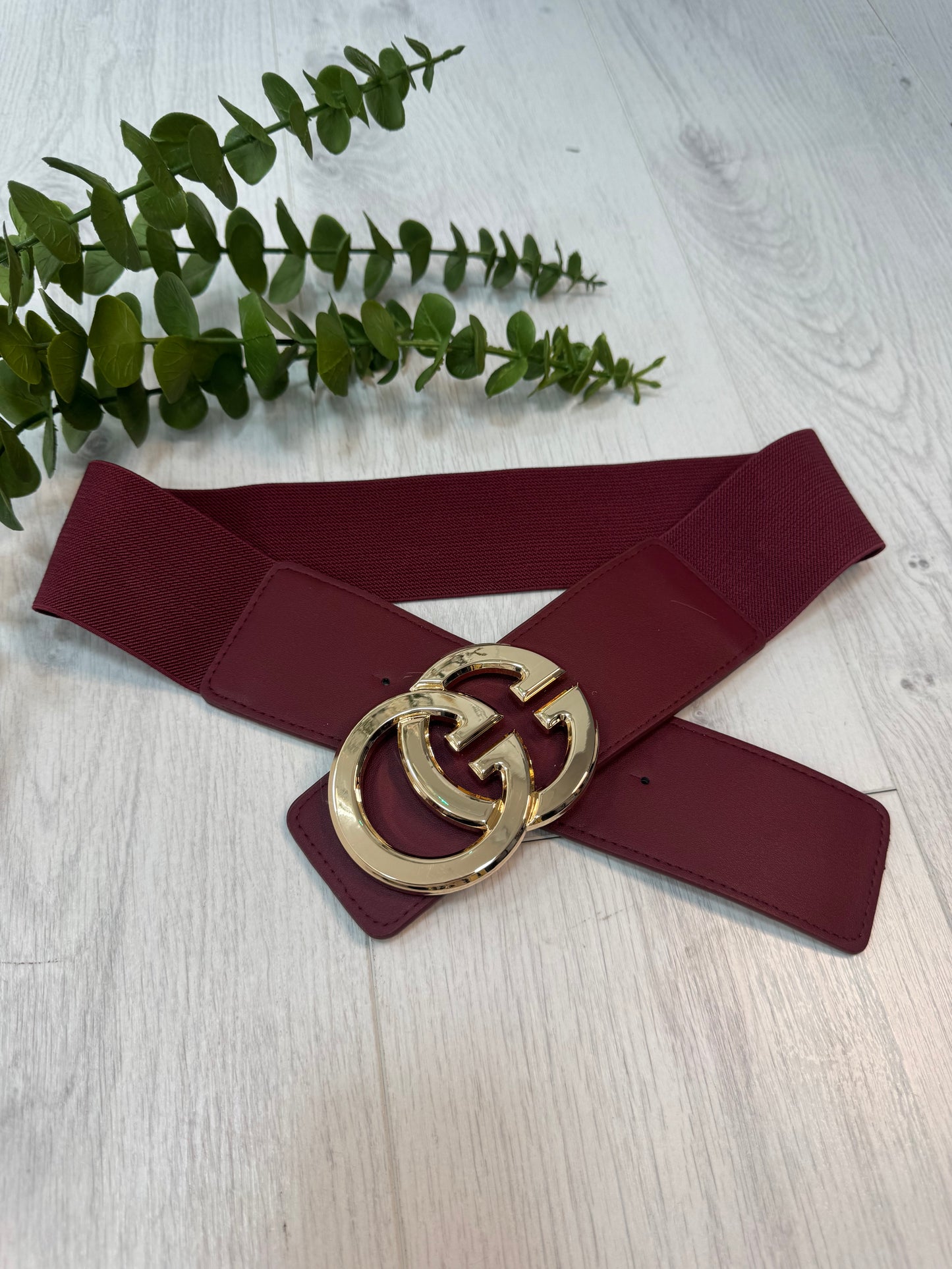 Calla: Burgundy gold GG buckle wide belt. One size: 8-16