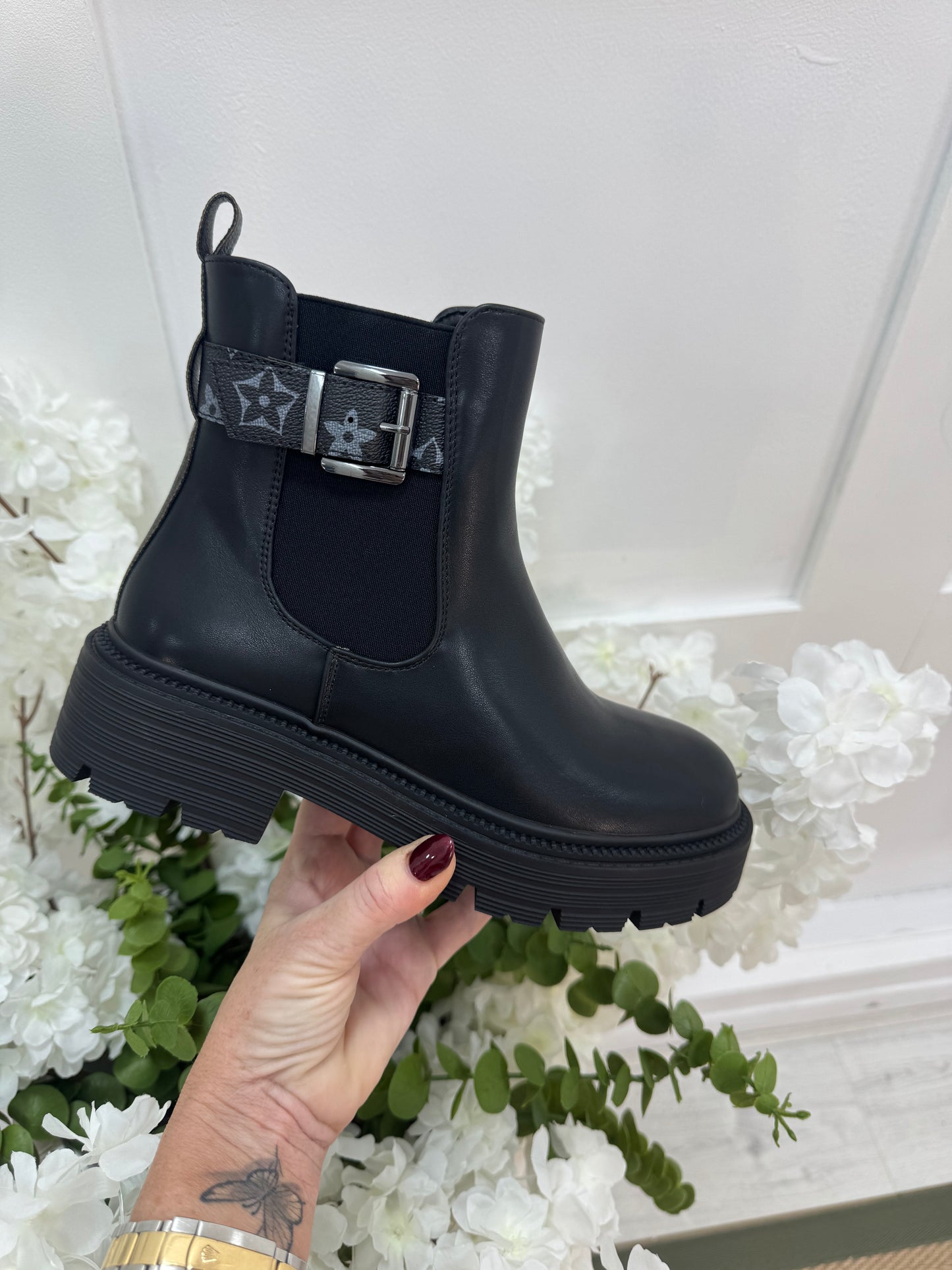 Larrie: Black designer inspired chelsea boots. Sizes 3-8.