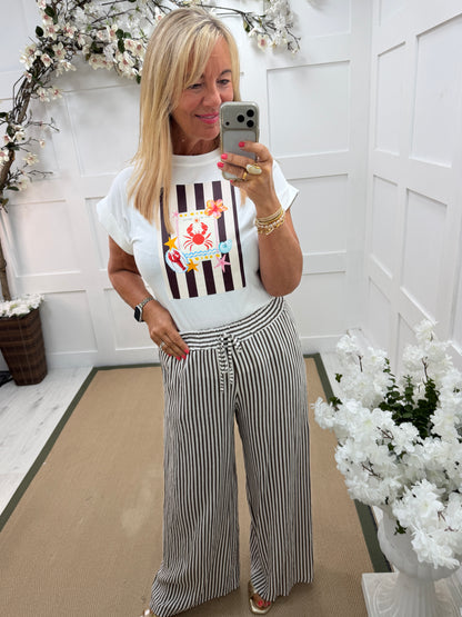 Connie: White & stripe seaside design graphic T shirt. One size: 10-16
