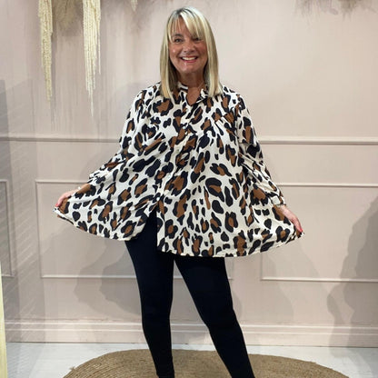 Elodie: Plus size leopard print tunic top. One size 14-24