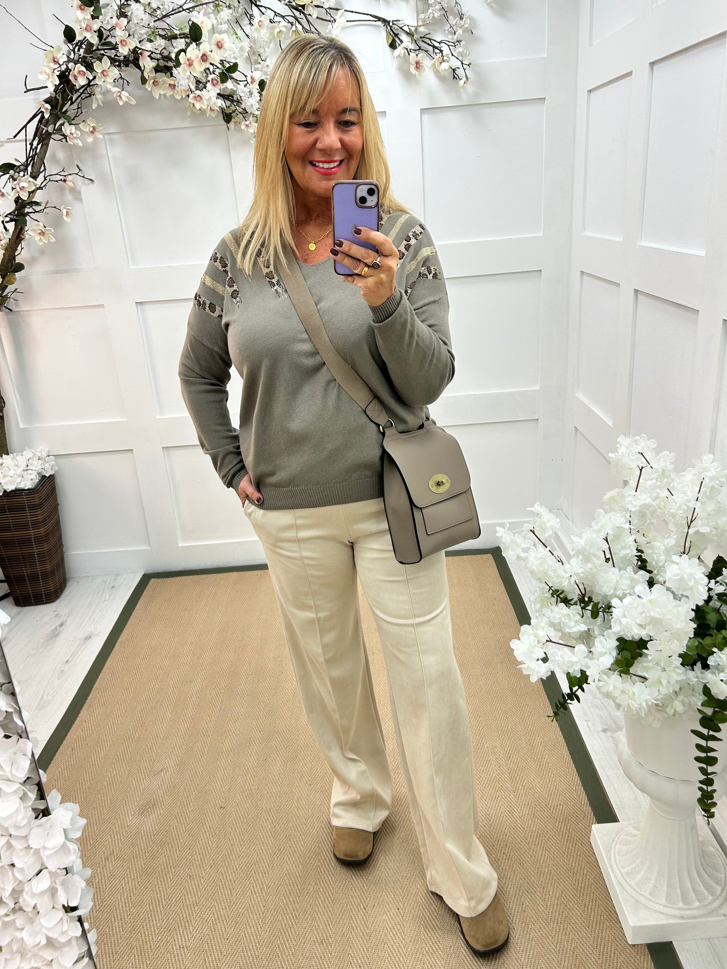 Pasha: Mocha white leopard print sequin top. One size: 12-18