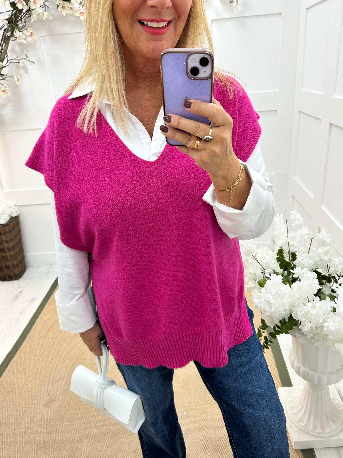 Phoenix: Hot pink button knit top. One size: 14-20
