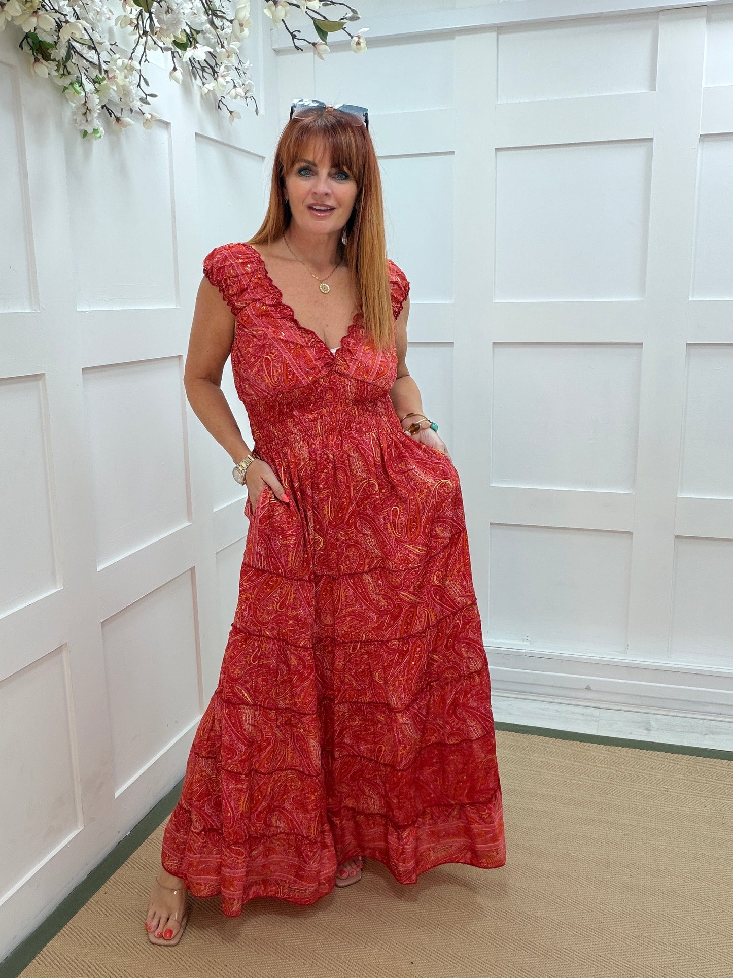Pia: Ruched short sleeve paisley printed maxi dress. One size: 10-16. 3 colours