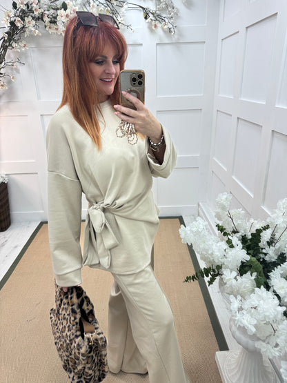 Piper: Cream loungewear set. One size: 14 - 20
