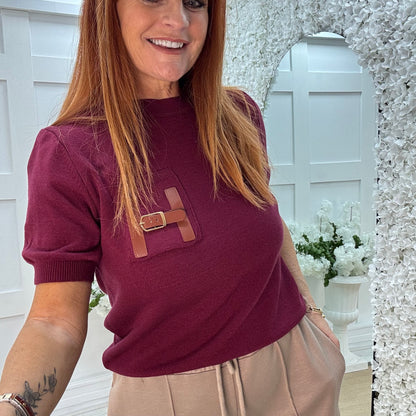 Harley: Burgundy H logo knit top. One size: 10-16