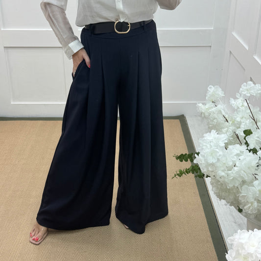 Zina: Navy pocket wide leg trousers. One size: 8-14