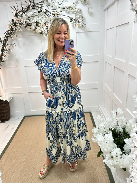 Millie: Stretchy blue paisley print maxi dress. One size 10-18