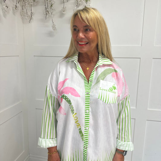 Stacie: Green palm tree & script diamanté shirt. One size: 14-20