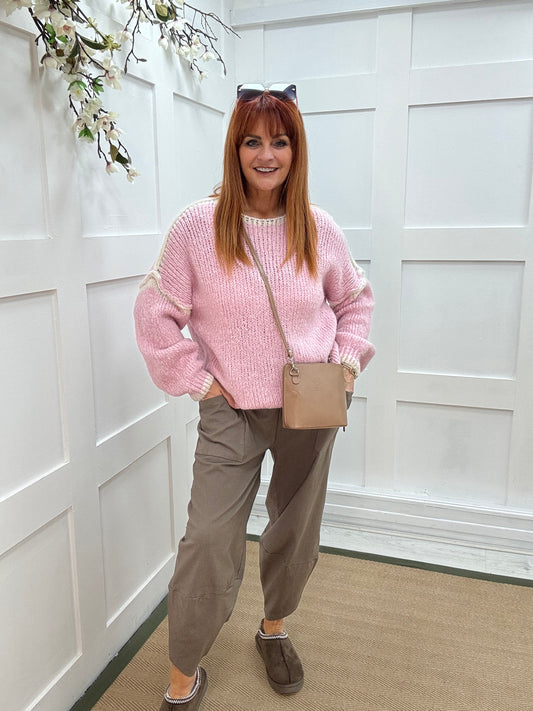 Odette: Pink slouchy knit knitted jumper. One size: 12-18
