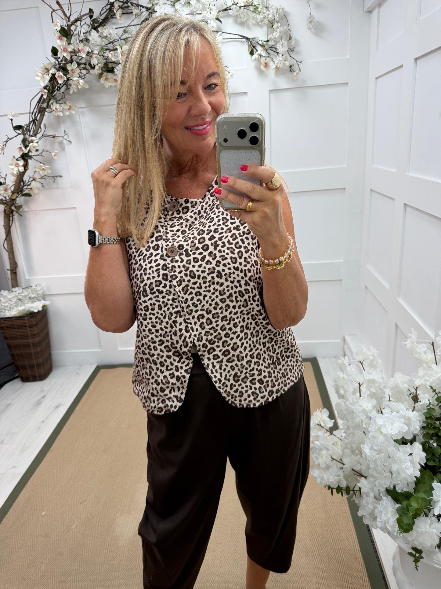 Livvy: Animal print lightweight waistcoat. One size: 12-16. 2 prints