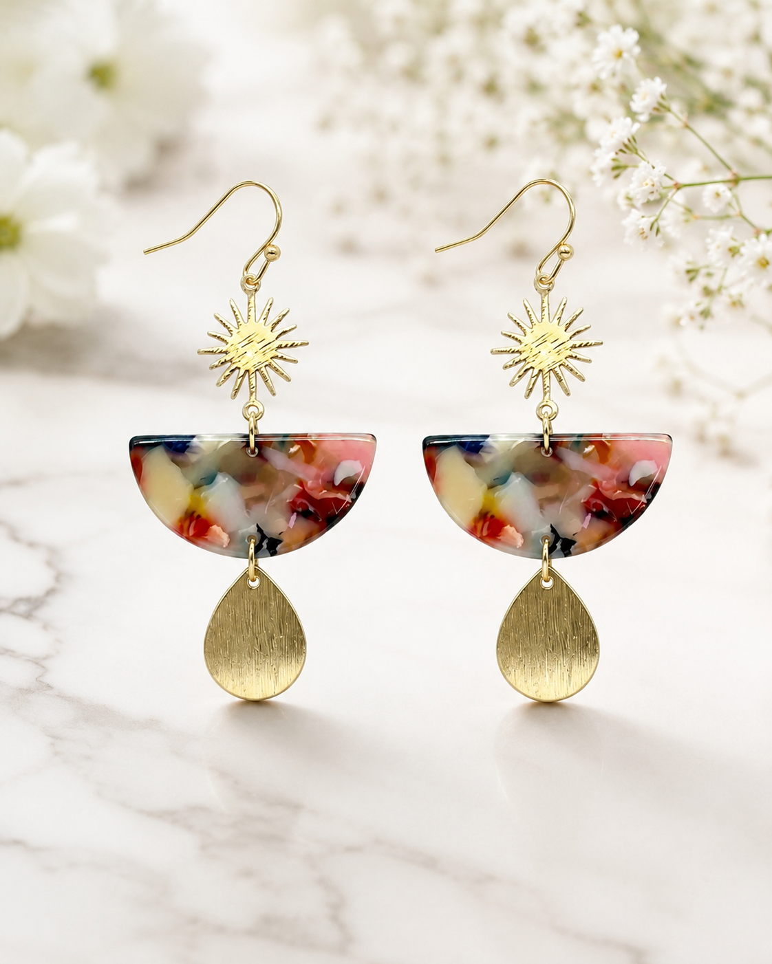 Anika: Resin & gold metal drop earrings