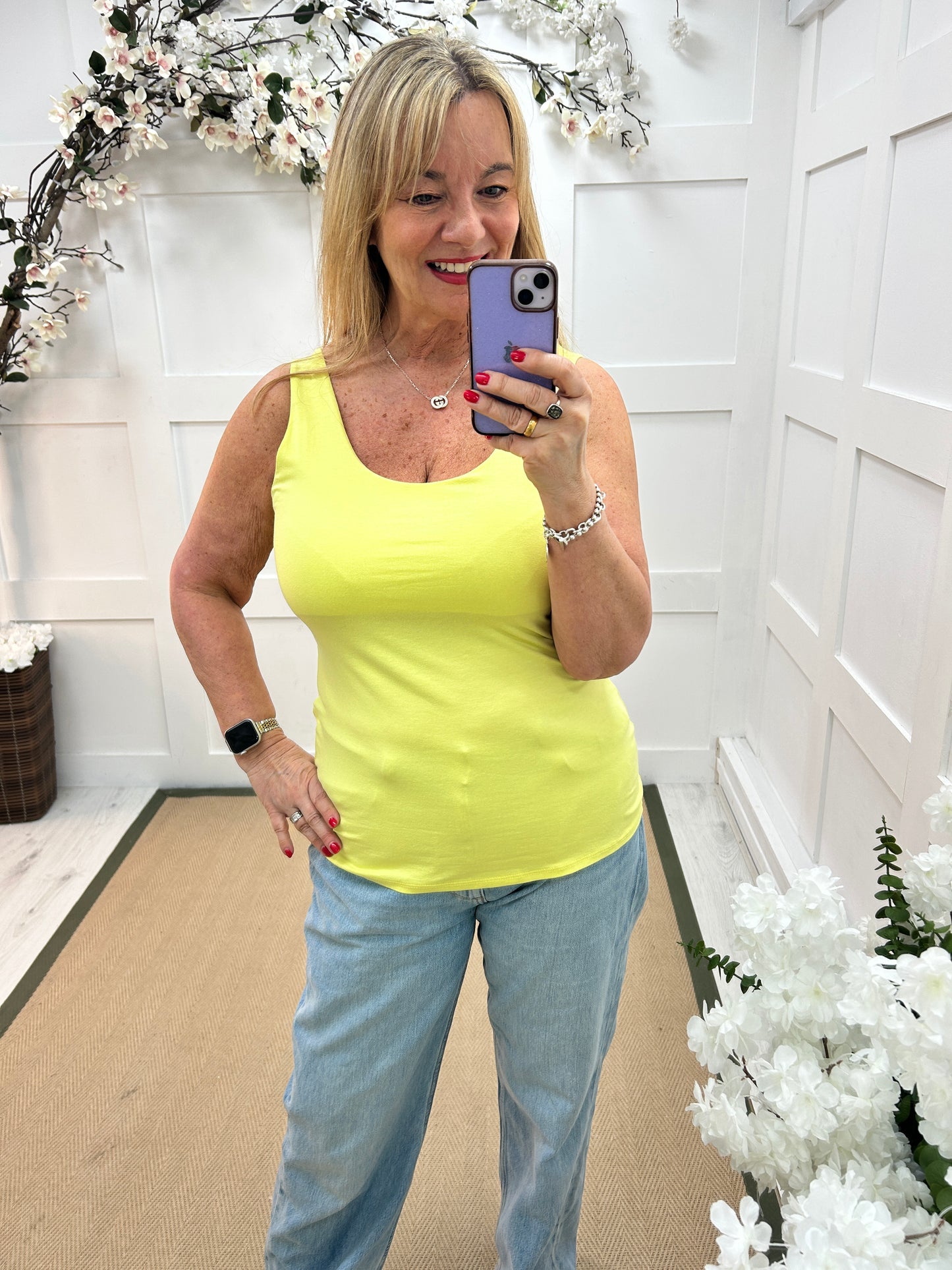 Abigail: Stretchy lemon basic vest top. 2 sizes