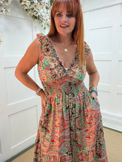 Pia: Ruched short sleeve paisley printed maxi dress. One size: 10-16. 3 colours