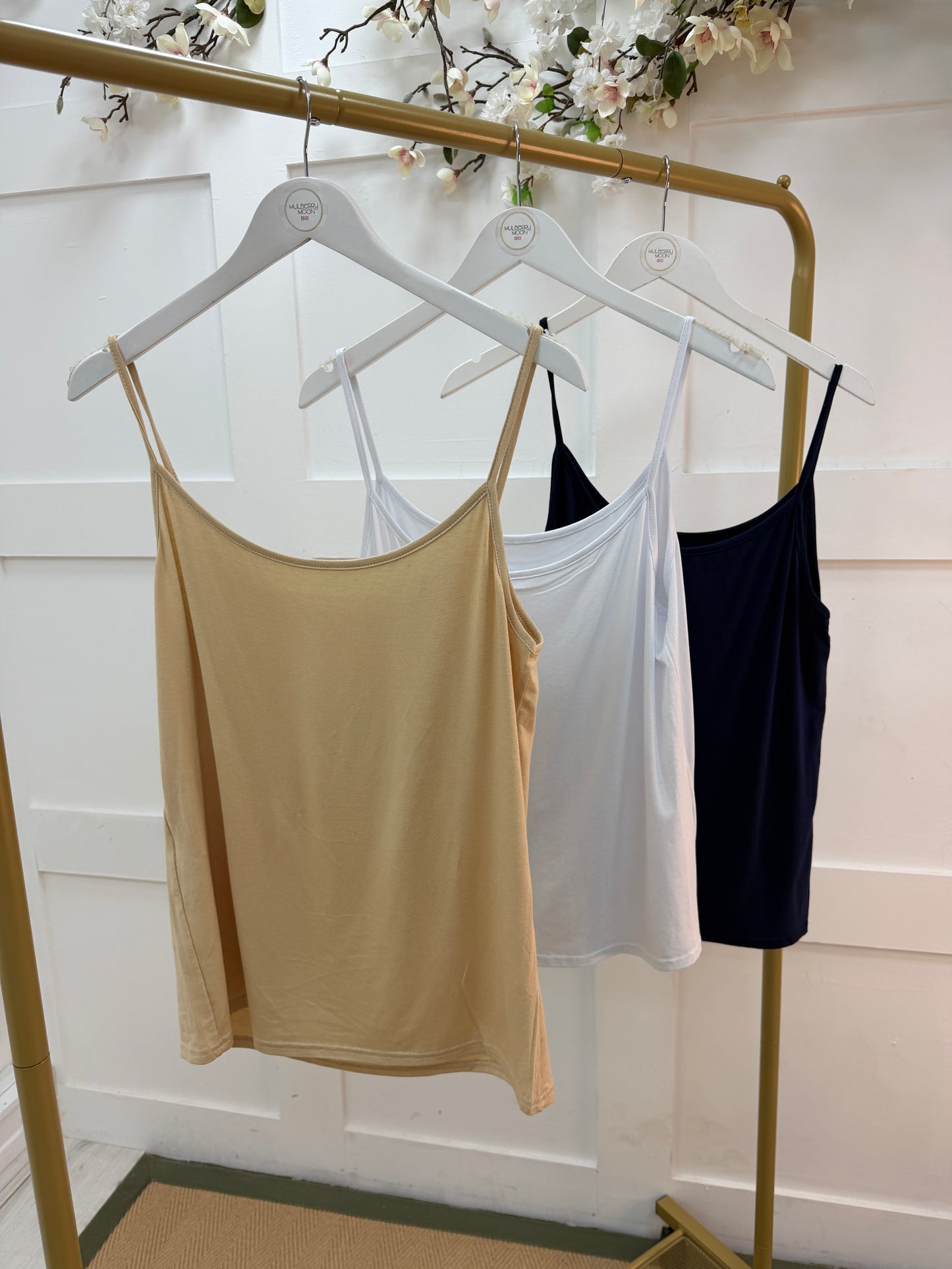 Peppa: Cream strappy vest top. One size: 12-16