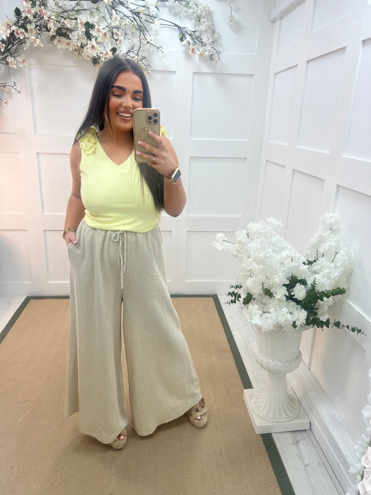 Taryn: Wide leg linen trousers. One size: 10-16. 2 colours