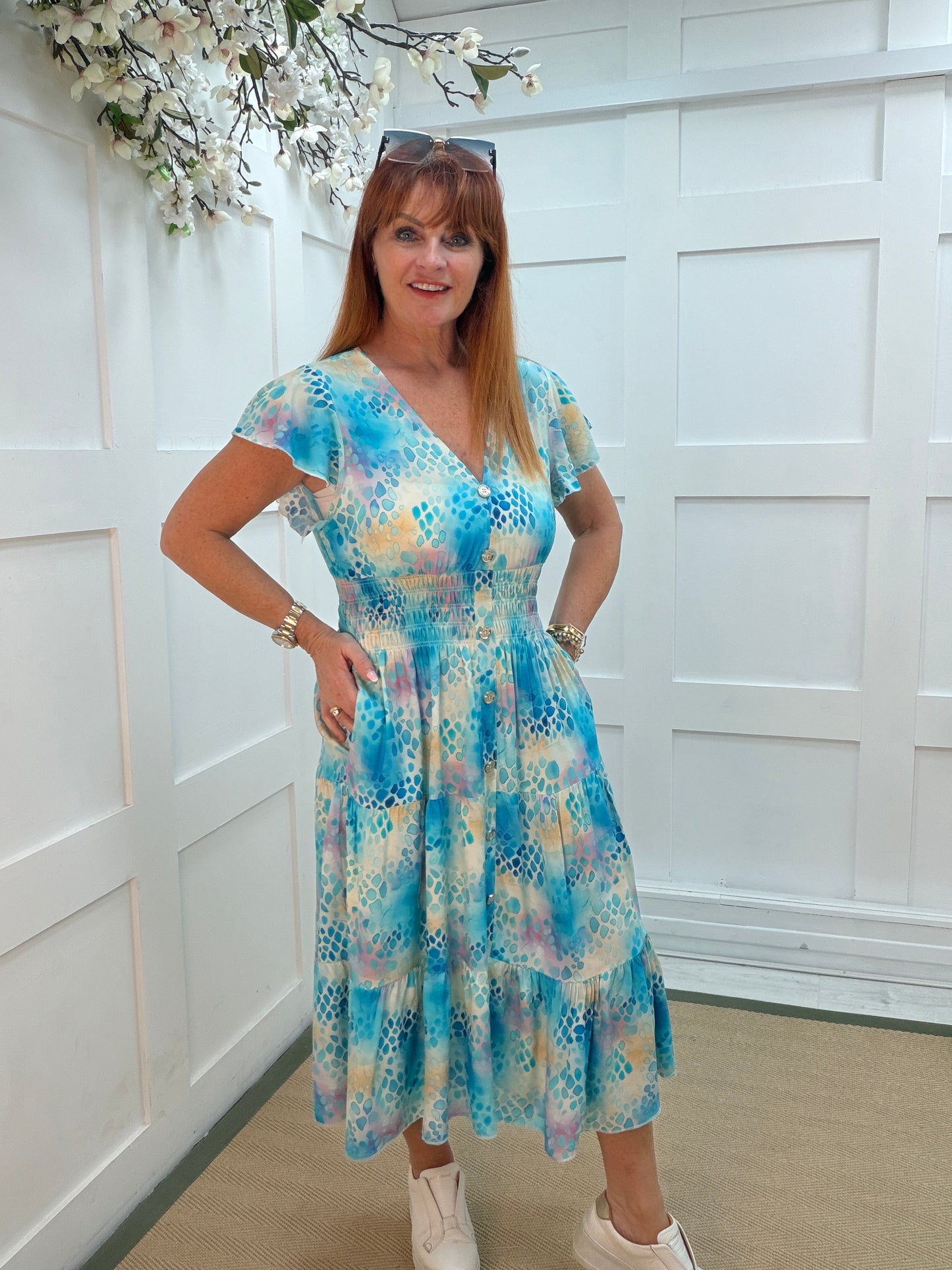Malin: Aqua blue & lemon stretchy V neck midi dress. One size: 10-18