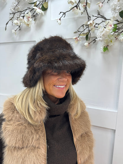Faye: Brown faux fur bucket hat. Free size
