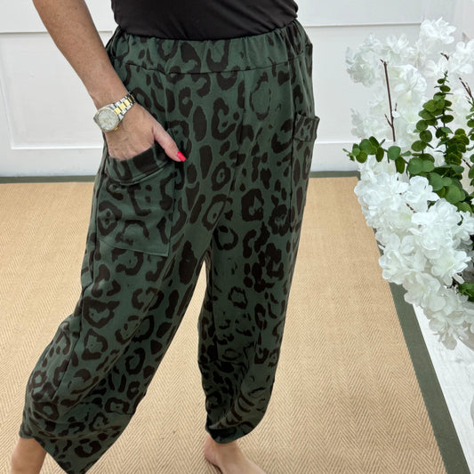 Rowan: Khaki leopard print cocoon harem trousers. One Sz: 10-18