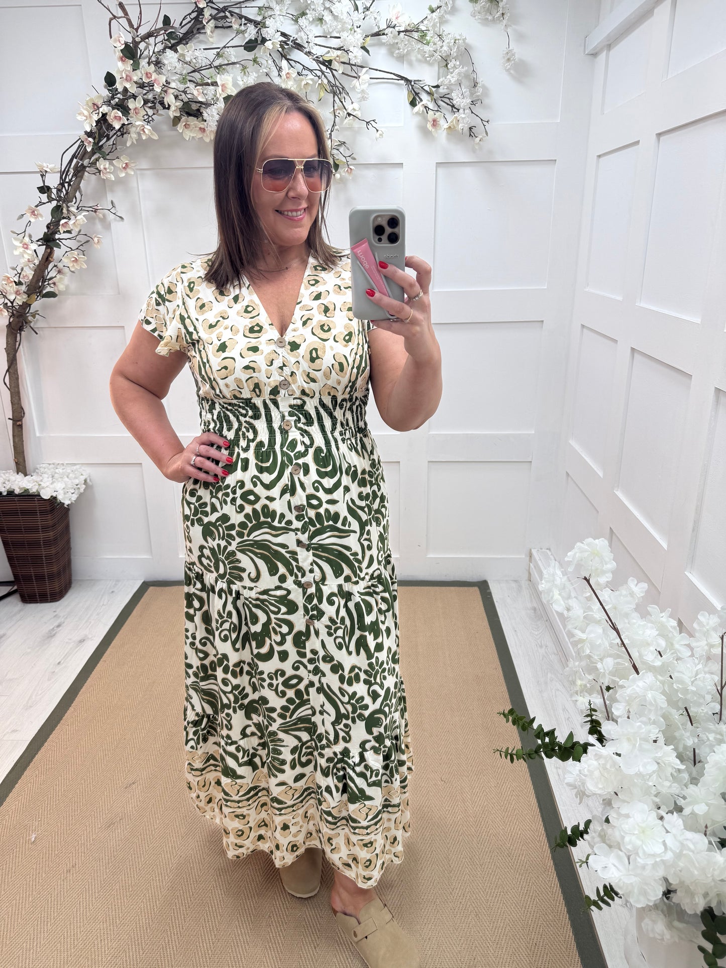 Poppy: Green V neck stretchy maxi dress. One size: 10-20