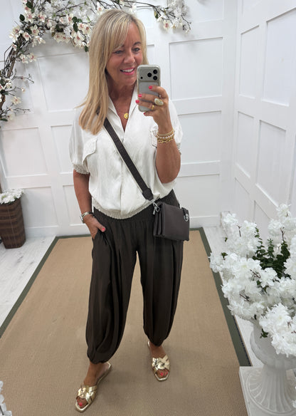 Tammy: Short sleeve utility top. One size: 10-18. 4 colours