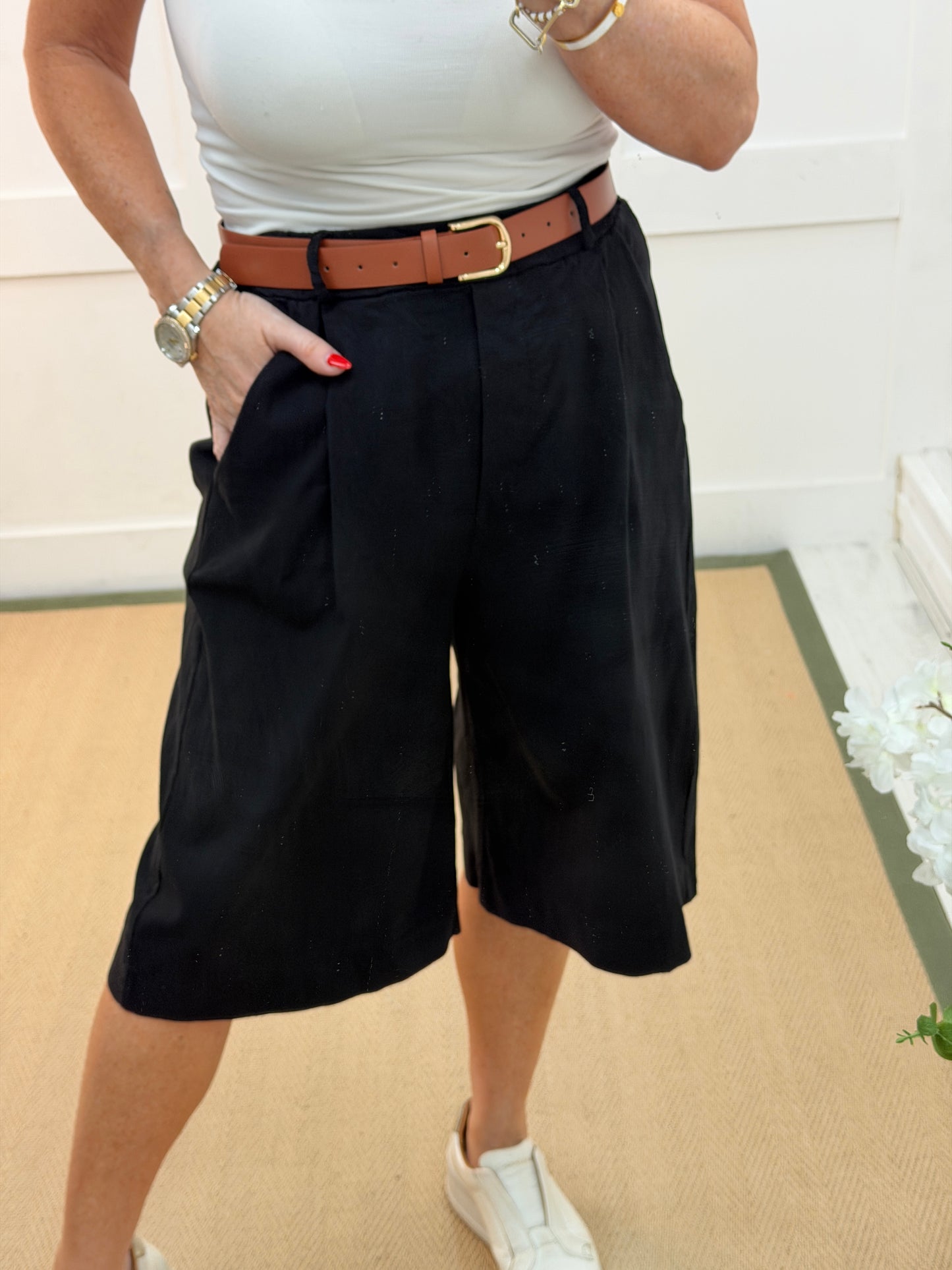 Seema: Bermuda knee length shorts. One size: 10-16. 8 colours