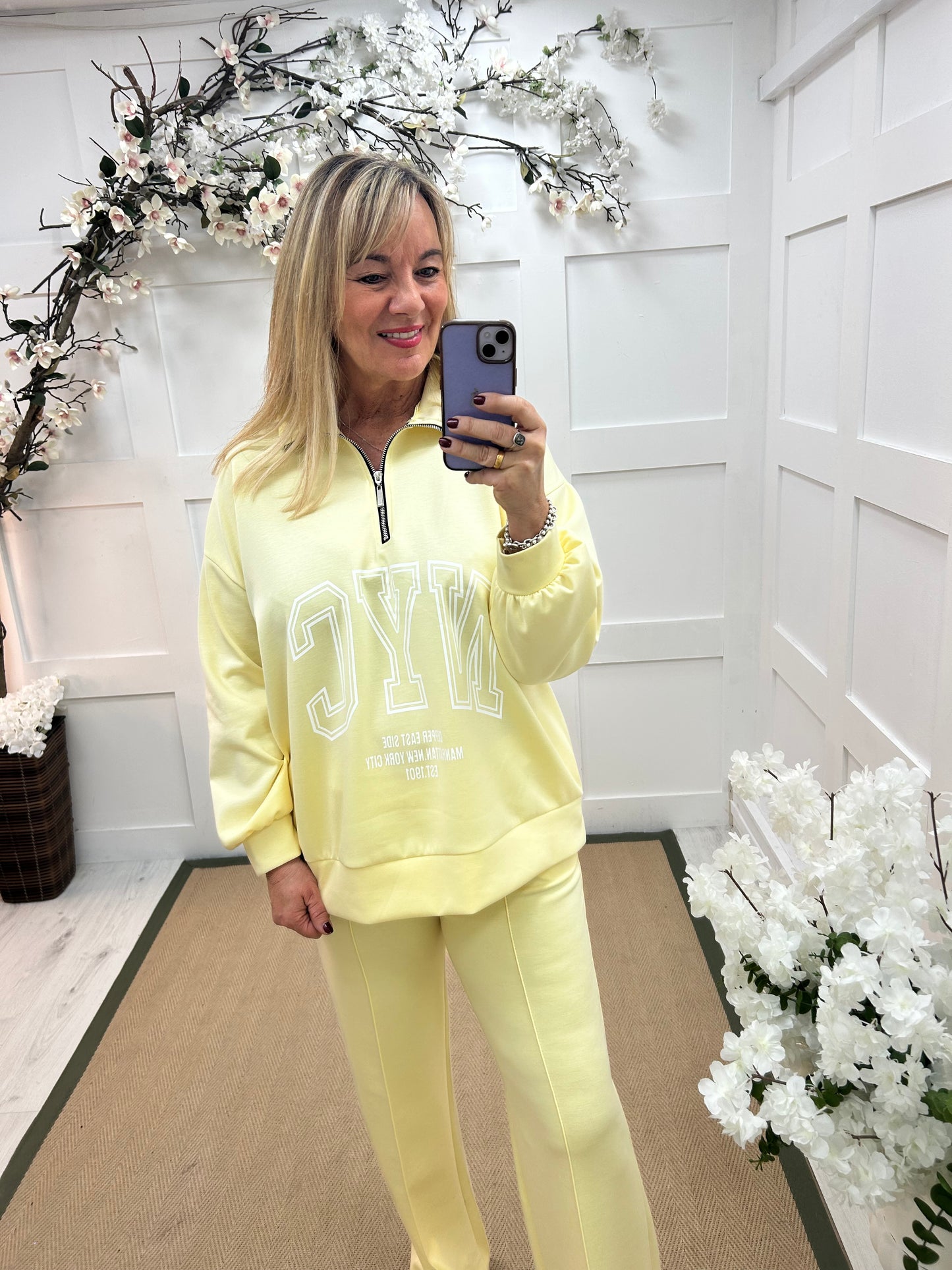 Nyla: Lemon NYC half zip oversized sweater. One size: 14-20