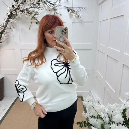 Danni: White embroidered big flower top. One Size 12-18
