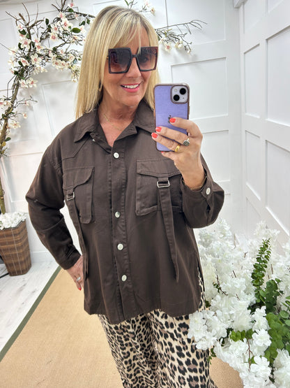Jennie: Brown short shacket top. One size: 12-18