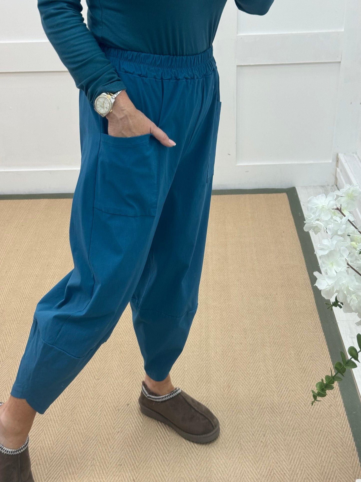 Taylor: Teal cocoon harem trousers. One Sz: 10-16