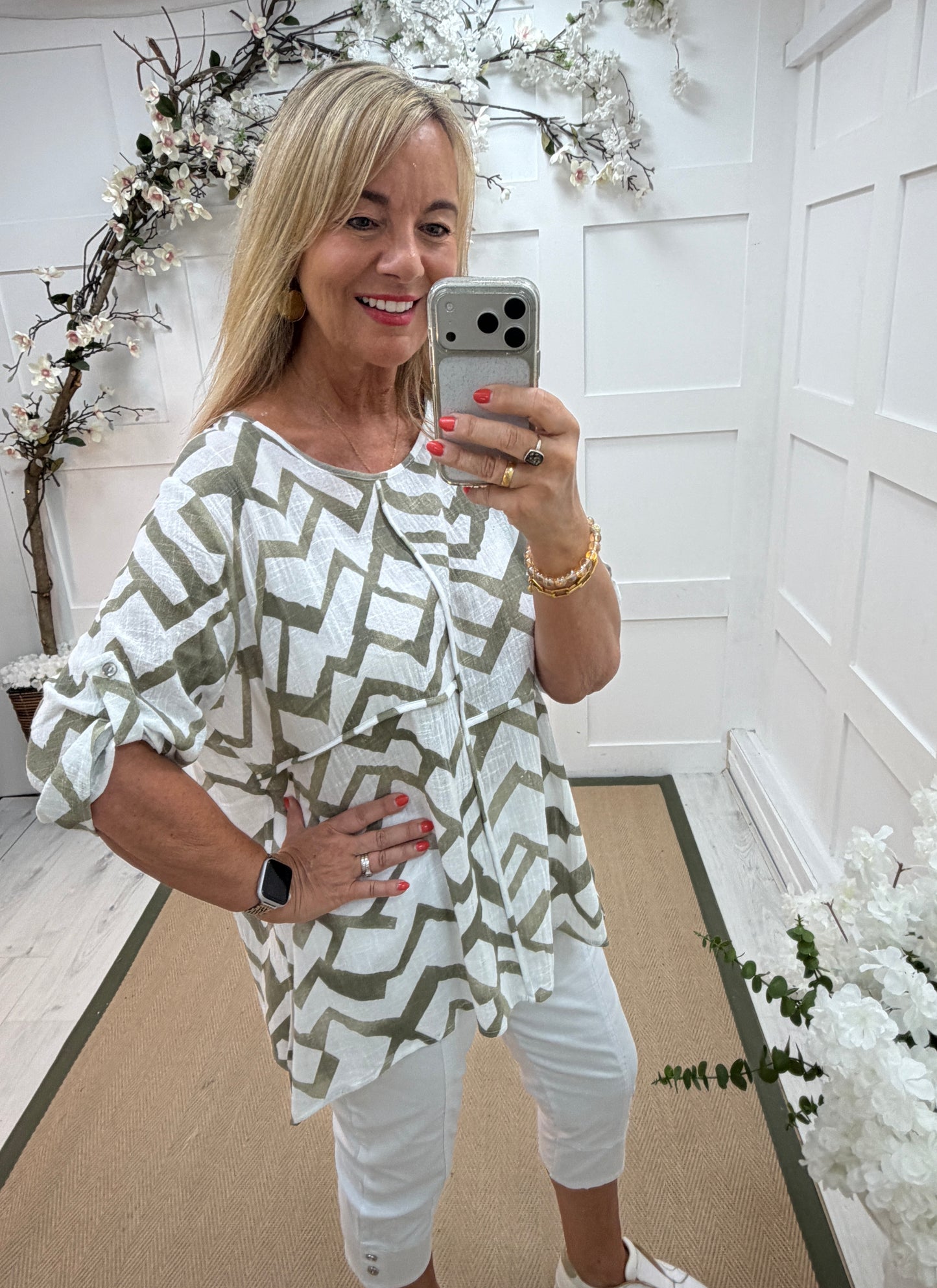 Lorna: Geometric print 3/4 sleeve top. One size: 12-18. 2 colours