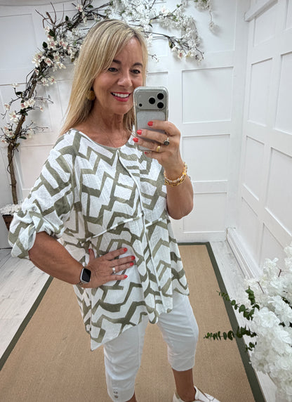Lorna: Geometric print 3/4 sleeve top. One size: 12-18. 2 colours