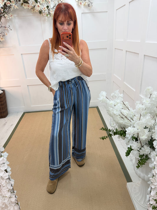 Sophie: Wide leg stripe trousers. One size: 10-16. 2 colours