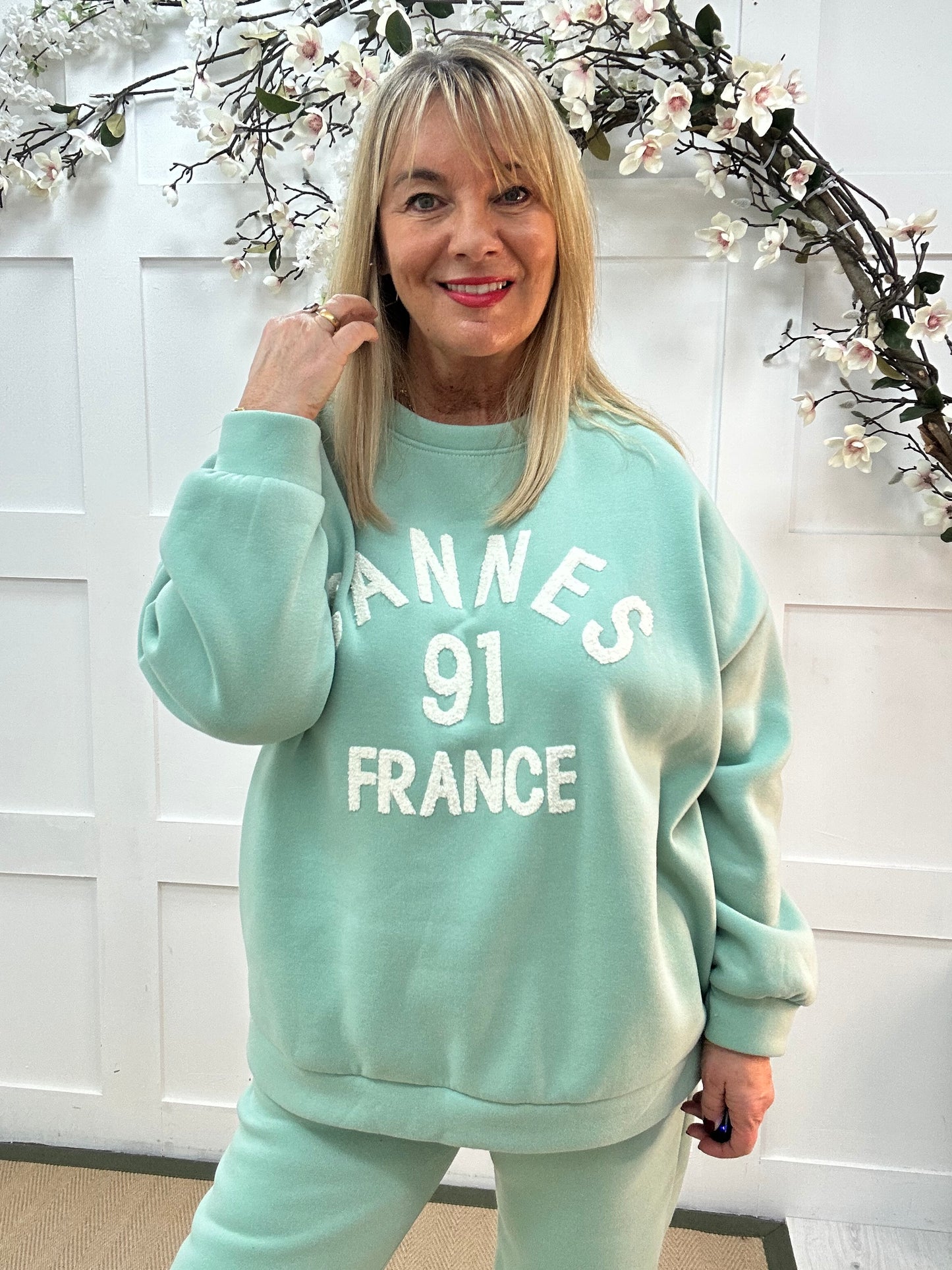 Chloe: Mint Cannes 2 piece loungewear set. One size: 14-18