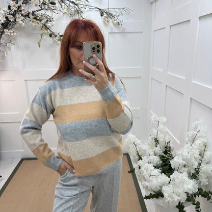 Minty: Beige stripe soft knit top. One size 10-18