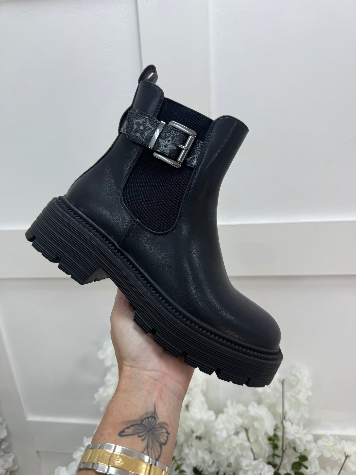 Larrie: Black designer inspired chelsea boots. Sizes 3-8.