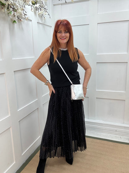 Raven: Black rhinestone sleeveless top. One size: 12-16