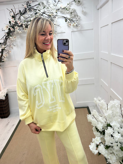 Nyla: Lemon NYC half zip oversized sweater. One size: 14-20