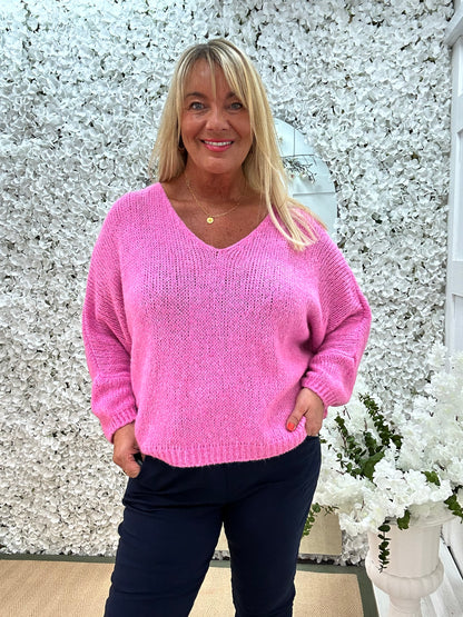 Alex: Bubblegum pink V neck knitted top. One size 14-20