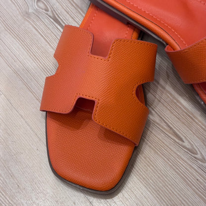 Heidi: Orange H style sliders. Sizes: 3-8