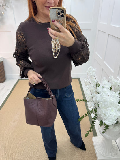 Mae: Small brown cross body grab bag