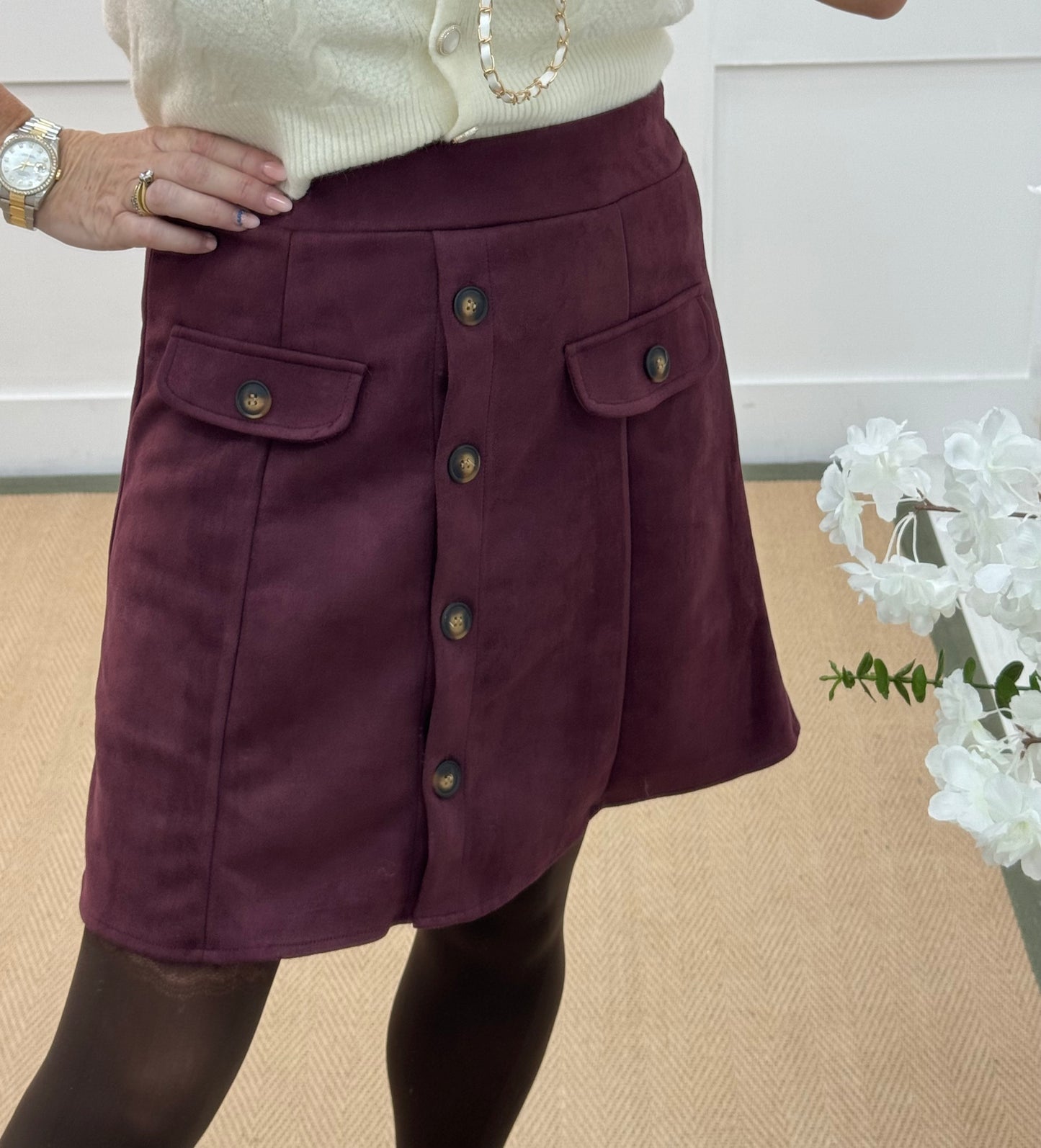 Destiny: Burgundy suedette pocket mini skirt. One size: 10-14