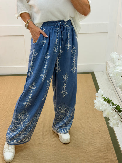 Tara: Printed wide leg stripe trousers. One size: 10-18. 3 colours