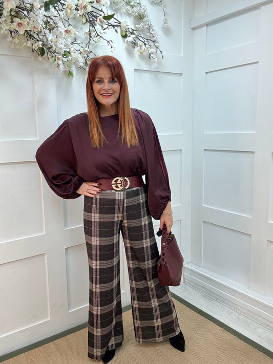 Carmella: Burgundy lace balloon sleeve blouse. One size 14-18