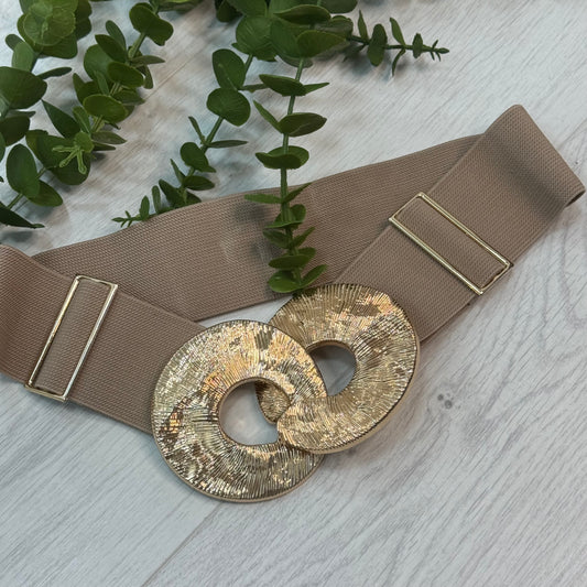 Ellie: Beige & gold statementbelt. One size: 8-18