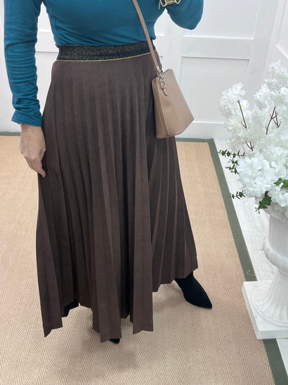 Mara: Brown suedette pleated maxi skirt. One size: 12-16