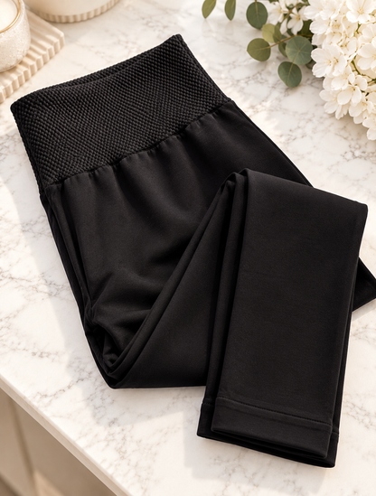 Lorrie: High waist super stretchy leggings. Sizes 10-18. 2 colours