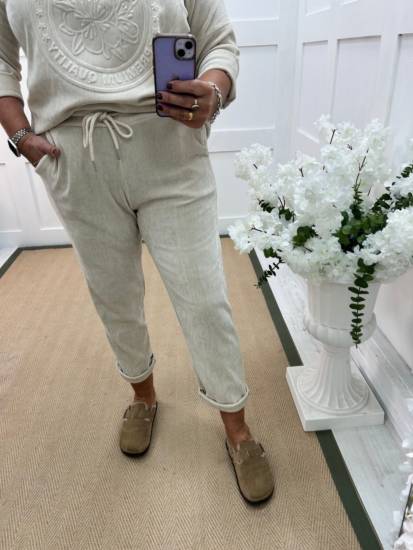 Velma: Cream velour trousers. One size: 12-18