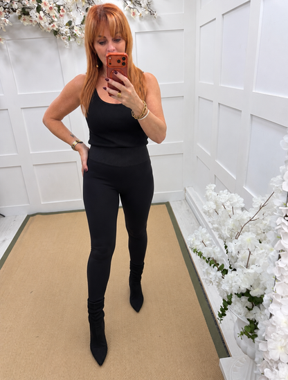 Lorrie: High waist super stretchy leggings. Sizes 10-18. 2 colours